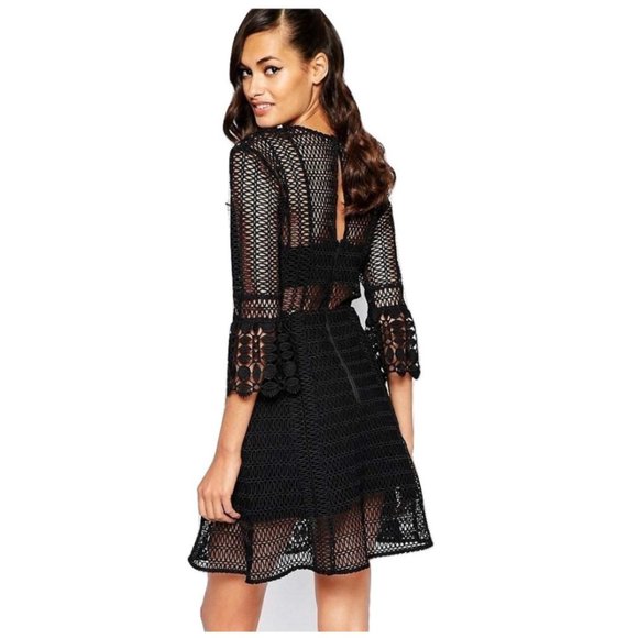 Self Portrait - Black Guipure Crochet Lace Up A-Line Dress - Size 0 - Picture 2 of 9